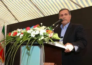برخورد با سازه&zwnj;های غیرقانونی و پروانه&zwnj;دار در ١٠٠  متری جاده&zwnj;ها