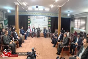 دیدار وزیر اقتصاد و دارایی با نماینده ولی فقیه در استان همدان