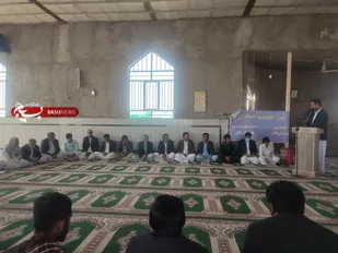 سپاه ستون خیمه انقلاب است