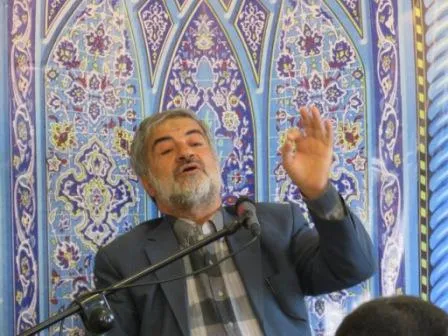نشست بصیرتی و روشنگری در سپاه ناحیه خمینی شهر برگزار شد/تصاویر
