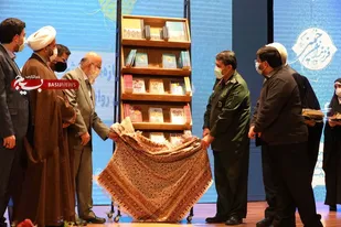 مراسم رونمایی از ۱۳ کتاب انتشارات روایت فتح