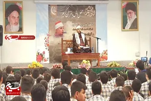 &nbsp;ماه رمضان فرصتی مناسب برای شناخت ابعاد مختلف قرآن است+فیلم