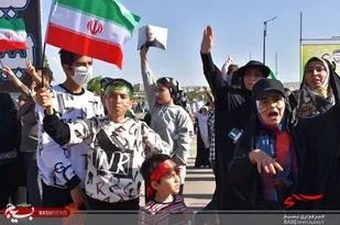 بازخوانی سرود سلام فرمانده در اردبیل
