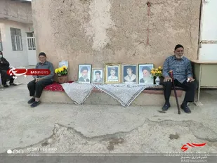 برگزاری یادواره شهدای شهر تلخاب با عنوان &laquo;گلهای غبار گرفته&raquo; در جوار منازل خانواده شهدا+تصاویر