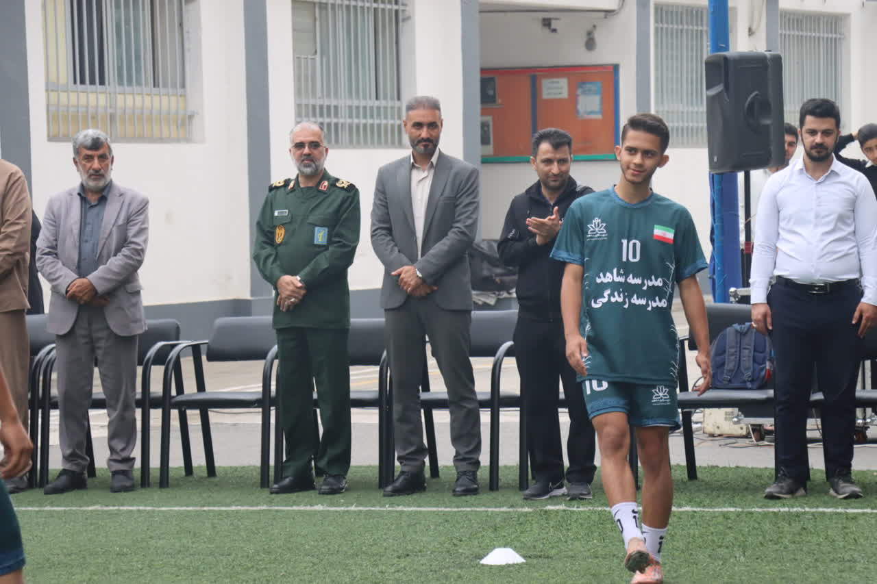 المپیاد ورزشی درونمدرسهای گلستان با حضور فرمانده سپاه نینوا افتتاح شد المپیاد ورزشی درونمدرسهای گلستان با حضور فرمانده سپاه نینوا افتتاح شد
