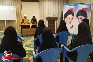 برگزاری جلسه اخوت فرمانده حوزه مقاومت بسیج حضرت زینب (س) میرجاوه با اعضا شورا