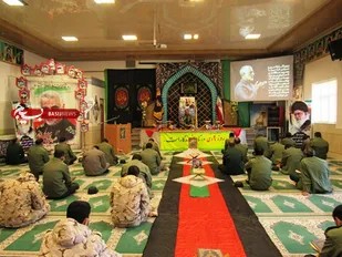 برگزاری محفل انس با قرآن کریم در نایین