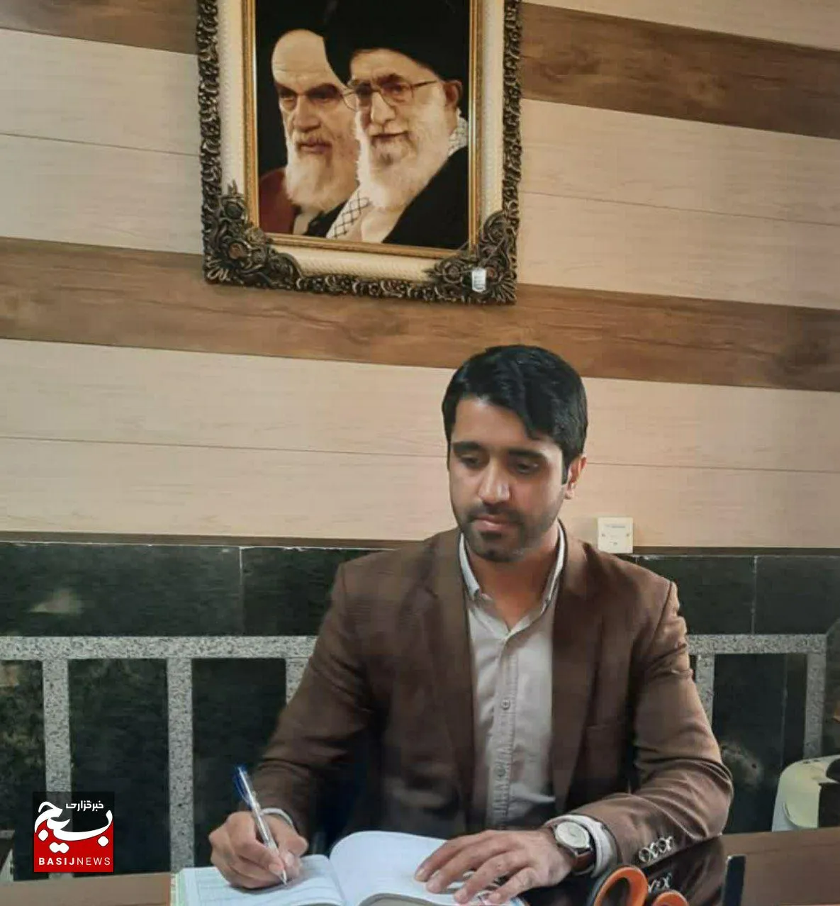 امام خمینی نقد سازنده و تنوع افکار را ترویج می‌کردند