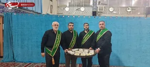 برپایی سفره افطاری قرارگاه جهادی بین المللی عبرات استان قزوین در حرم حضرت زینب کبری(س)