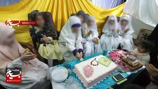 برگزاری جشن تکلیف دختران با حضور خانواده شهدا در قم
