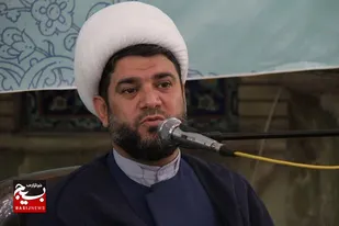 پیوند حقیقی بین بصیرت رهبری و مردم مانع ریشه دار شدن فتنه ۹ دی ماه شد./شهید سلیمانی با بصیرت و زمان شناس بود