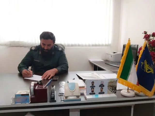 امام راحل  در دنیای پر آشوب یک هویت جدید   در منطقه بوجود آورد