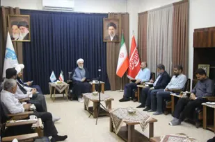 دیدار مسئول سازمان بسیج مداحان استان هرمزگان با امام جمعه کیش