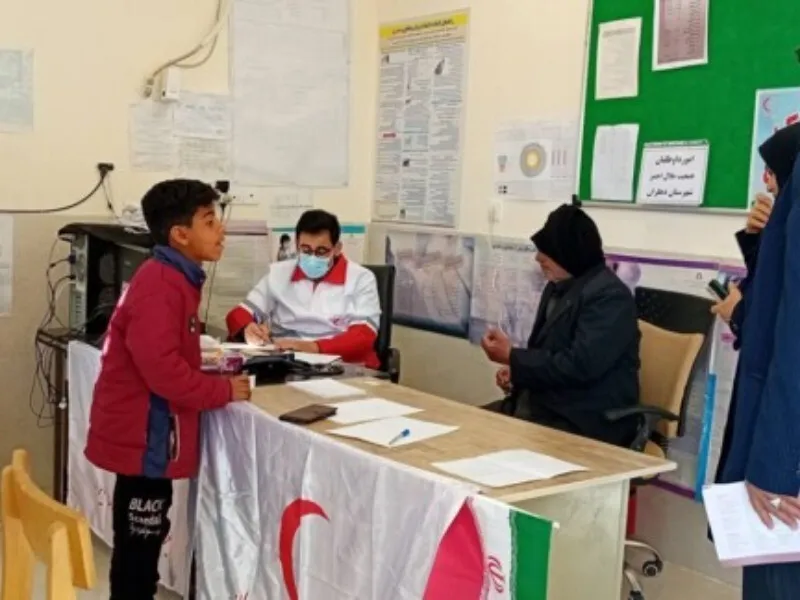 ۱۰ کاروان هلال‌احمر به مناطق محروم ایلام اعزام