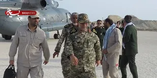 فرمانده نیروی دریایی سپاه از مناطق زلزله زده در هرمزگان بازدید کرد
