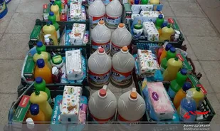 اهدای بسته&zwnj;های بهداشتی به نیازمندان توسط پایگاه کوثر روستای حسین&zwnj;آباد