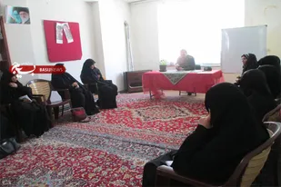 نشست تربیت تعالی حوزه&zwnj;ای در حوزه بسیج خواهران کوثر خوانسار برگزار شد