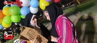ترویج حجاب و عفاف با برپایی غرفه  یک حس خوب  توسط بانوان بسیجی در اهواز