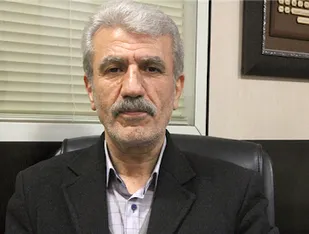 ارسال نامه ای به رهبر انقلاب در پی افزایش قیمت نان/ هیچ کس جرات تصمیم گیری درباره نان را ندارد