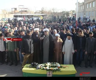 پیکر مطهر شهید مدافع حرم در کاشان تشییع شد