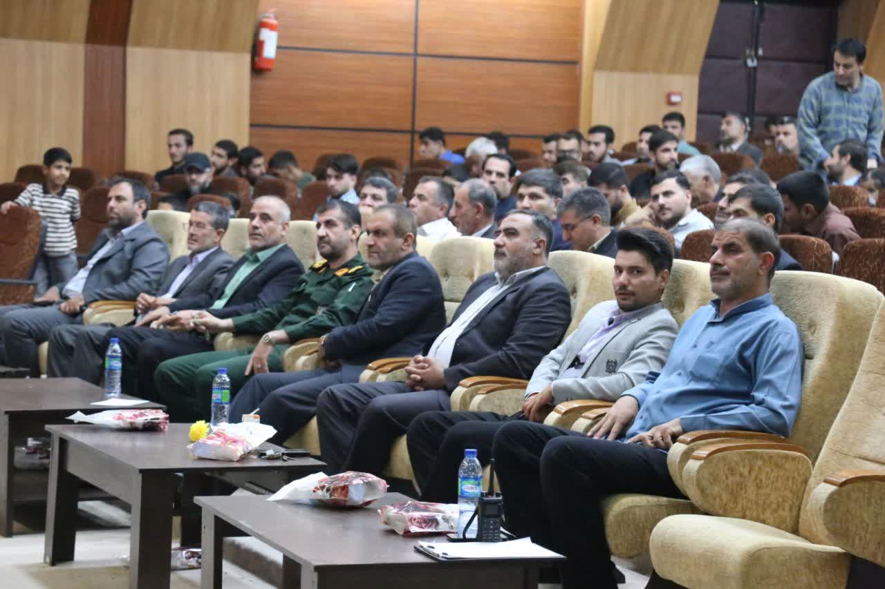 هشت سال دفاع مقدس گنجینهای عظیم برای حال و آیندگان است هشت سال دفاع مقدس گنجینهای عظیم برای حال و آیندگان است