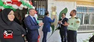 آیین نمادین نواختن زنگ " سپاس معلم " در دبیرستان نجابت شاهرود+ تصاویر