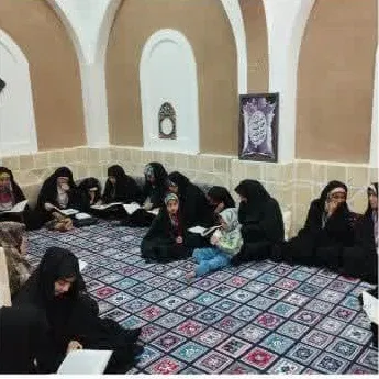 محفل انس با قران کریم توسط گروه چهادی پایگاه مقاومت  بسیج حضرت ام البنین برگزار گردید.