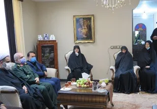 دیدار فرمانده سپاه قدس گیلان با خانواده "سردار شهید حاج محمود قلی&zwnj;پور"