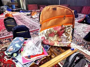 اهدا ۶۰۰ لباس فرم مدرسه و بسته لوازم التحریر، به دانش آموزان کم برخوردار ساوجبلاغی