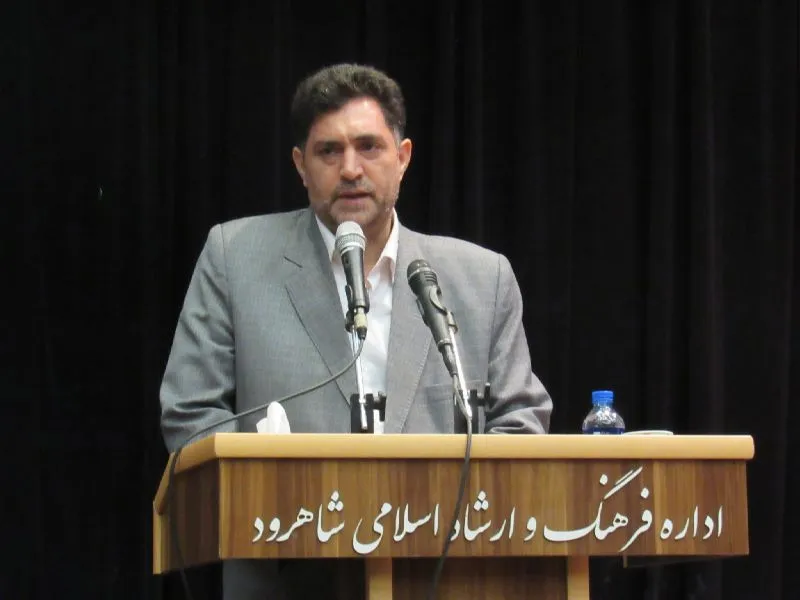 بسیج ترجمان امت اسلامی است/ مهمترین نقطه ضعف همه جشنواره‌ها آموزش توانمندسازی و متون نمایشی