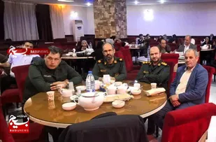 شب معنوی ایتام در ضیافت کریمانه، جهادگران ناحیه مقاومت بسیج حضرت علی اکبر (ع)