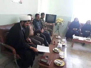 حل مشکلات جامعه در گرو تلاش مخلصانه و حفظ وحدت است
