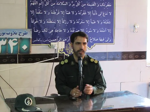 اگر بصیرتمان ضعیف شود عصای دست دشمن خواهیم شد