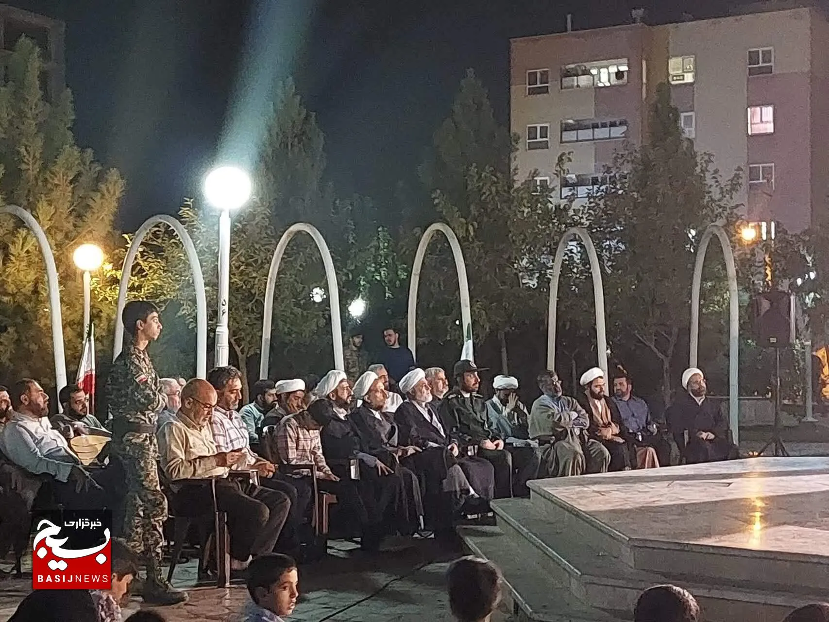 آئین عطرافشانی و غبارروبی مزار شهید گمنام محله عسکریه پردیسان برگزار شد