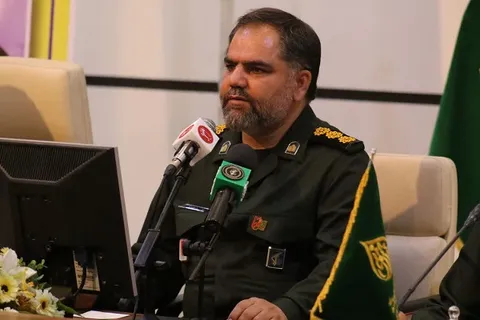 درخشش سپاه فجر فارس در ترویج فرهنگ اقامه نماز / برگزاری اجلاسیه استانی نماز با شعار «نماز منشا تحول و نماد انسجام»