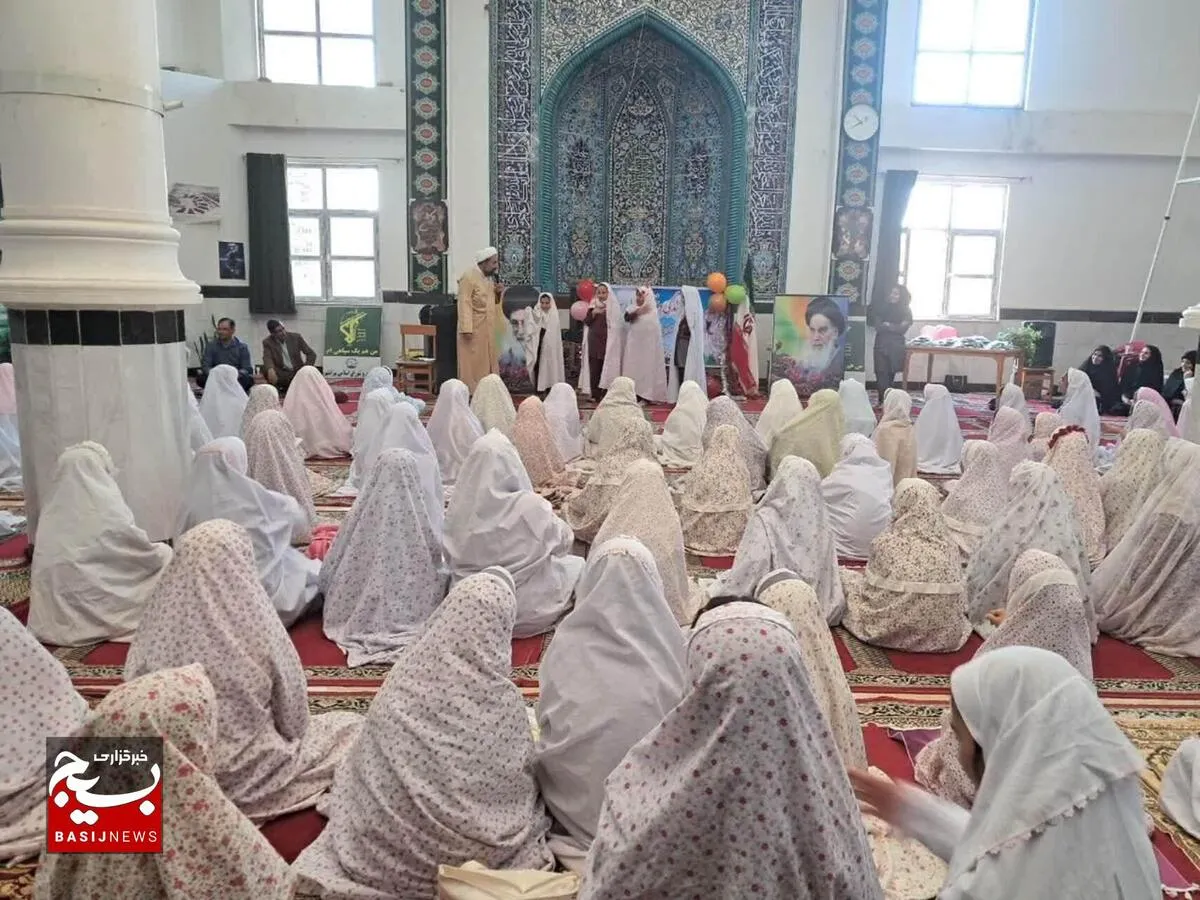جشن باشکوه شکوفه‌های بندگی در بیرانشهر