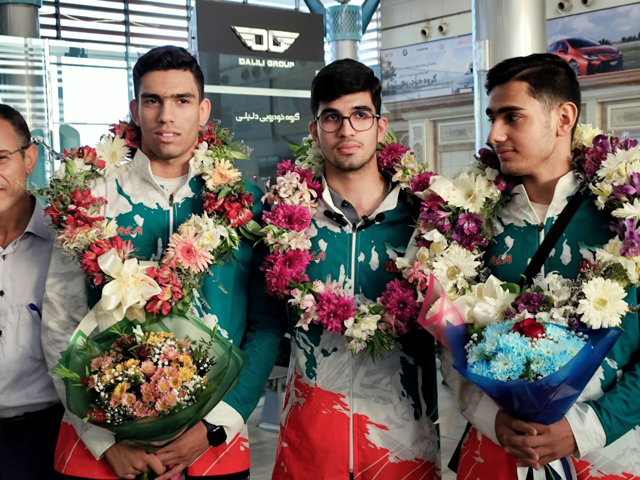 بازگشت سه کرمانی با پرچم عزت