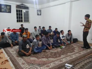 برگزاری کلاس پروش قارچ و زنبور داری در شهرستان بروجن