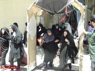 اعزام 21 اتوبوس زائر از جهرم به مرقد امام(ره)