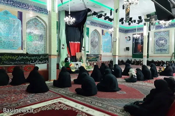 بصیرت مردم در ۹ دی ۸۸ تهدیدات دشمن را در نطفه خفه کرد