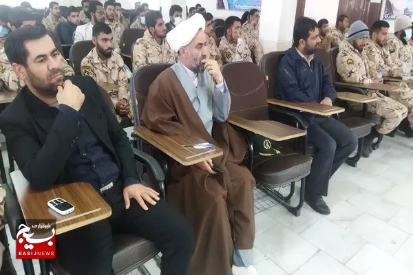 برای خدمت مقدس سربازی جایگزینی نمی توان یافت