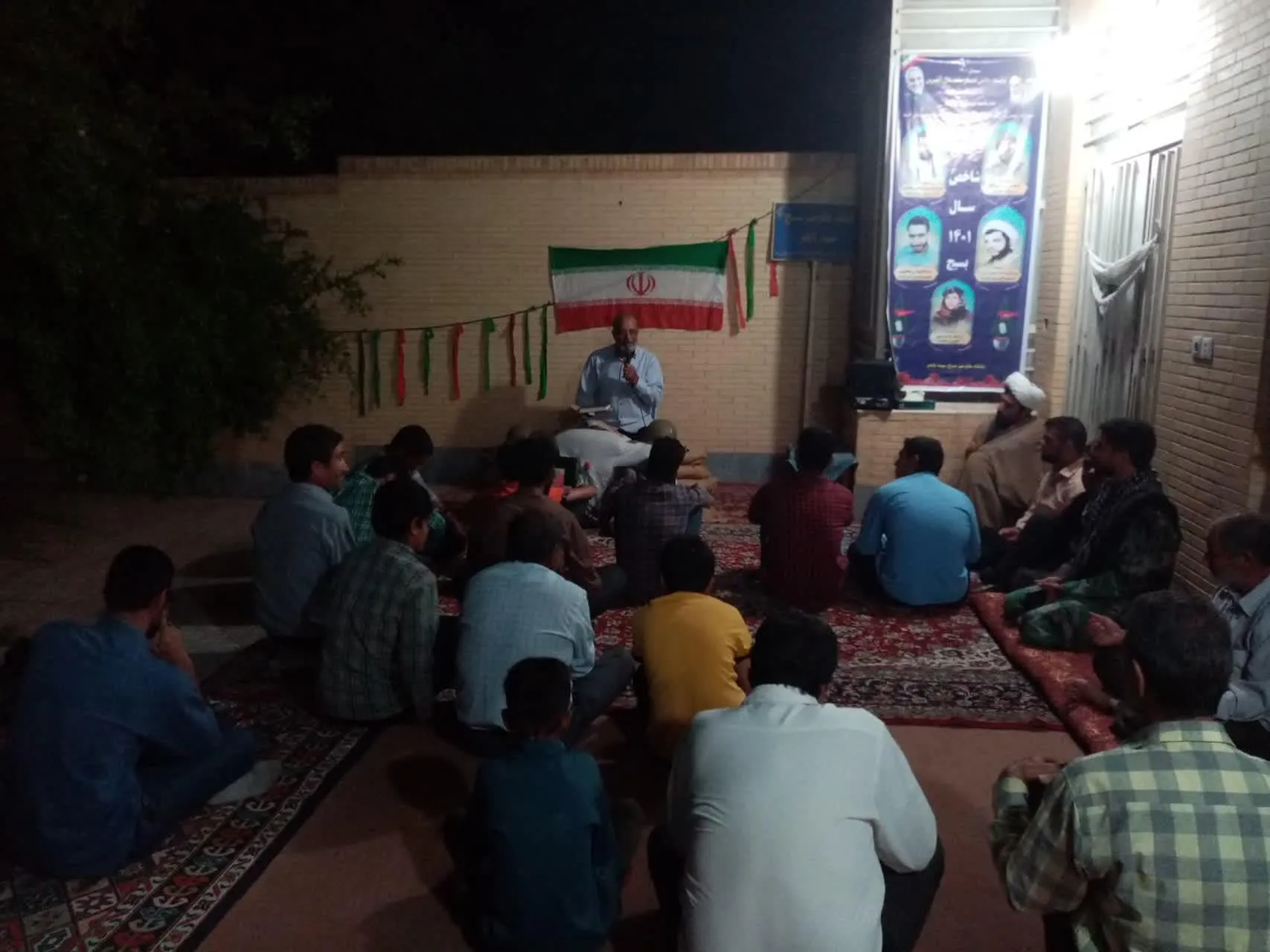 یادواره خانگی شهید مهدی یزدانی در زرند برگزارگردید