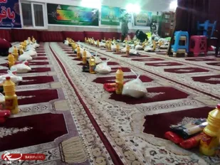 تهیه و توزیع ۱۰۰ بسته معیشتی به همت بسیجیان در شاهرود+ تصاویر