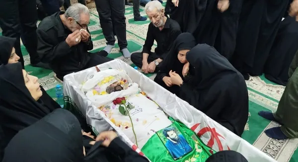مراسم تشییع  پیکر مطهر شهدای مدافعان ایران