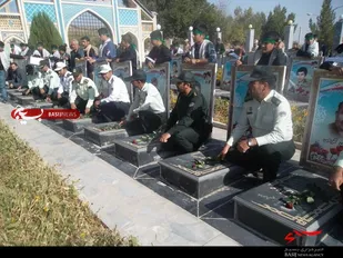 گلزار شهدای  چادگان و توابع آن غبار روبی و عطر افشانی شد