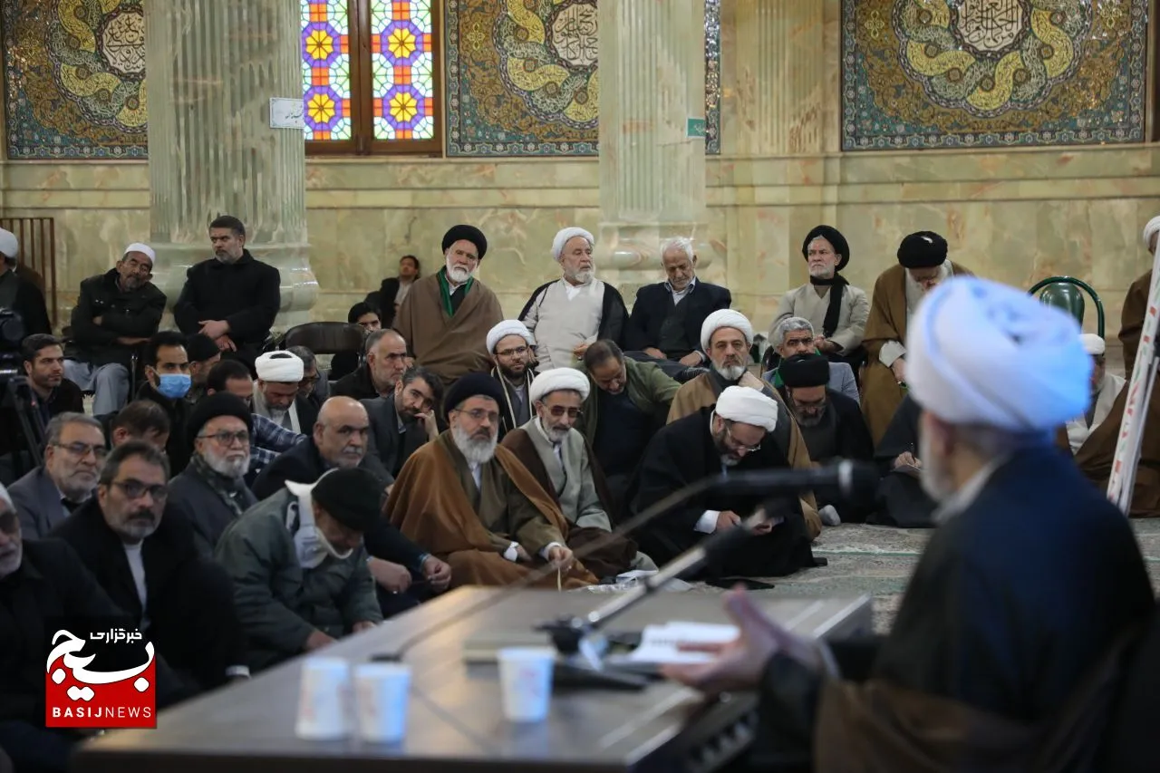 همایش ایران قوی و‌ حضور حداکثری در قم برگزار شد