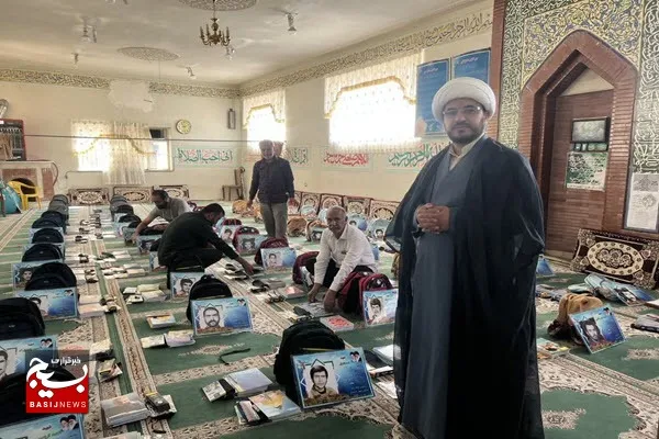 تهیه ۲۵۰ بسته لوازم تحریر به همت سپاه تویسرکان برای دانش‌آموزان نیازمند