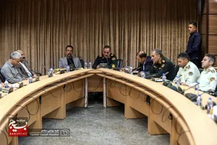 نشست صمیمی فرمانده انتظامی استان همدان با اصحاب رسانه