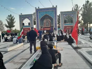 محفل انس با قرآن &laquo;به&zwnj;سوی فتح&raquo; در آستان شهدای سبزوار برگزار شد