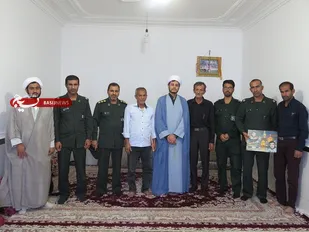 دیدار با خانواده معلم شهید غلامرضا فرهمند